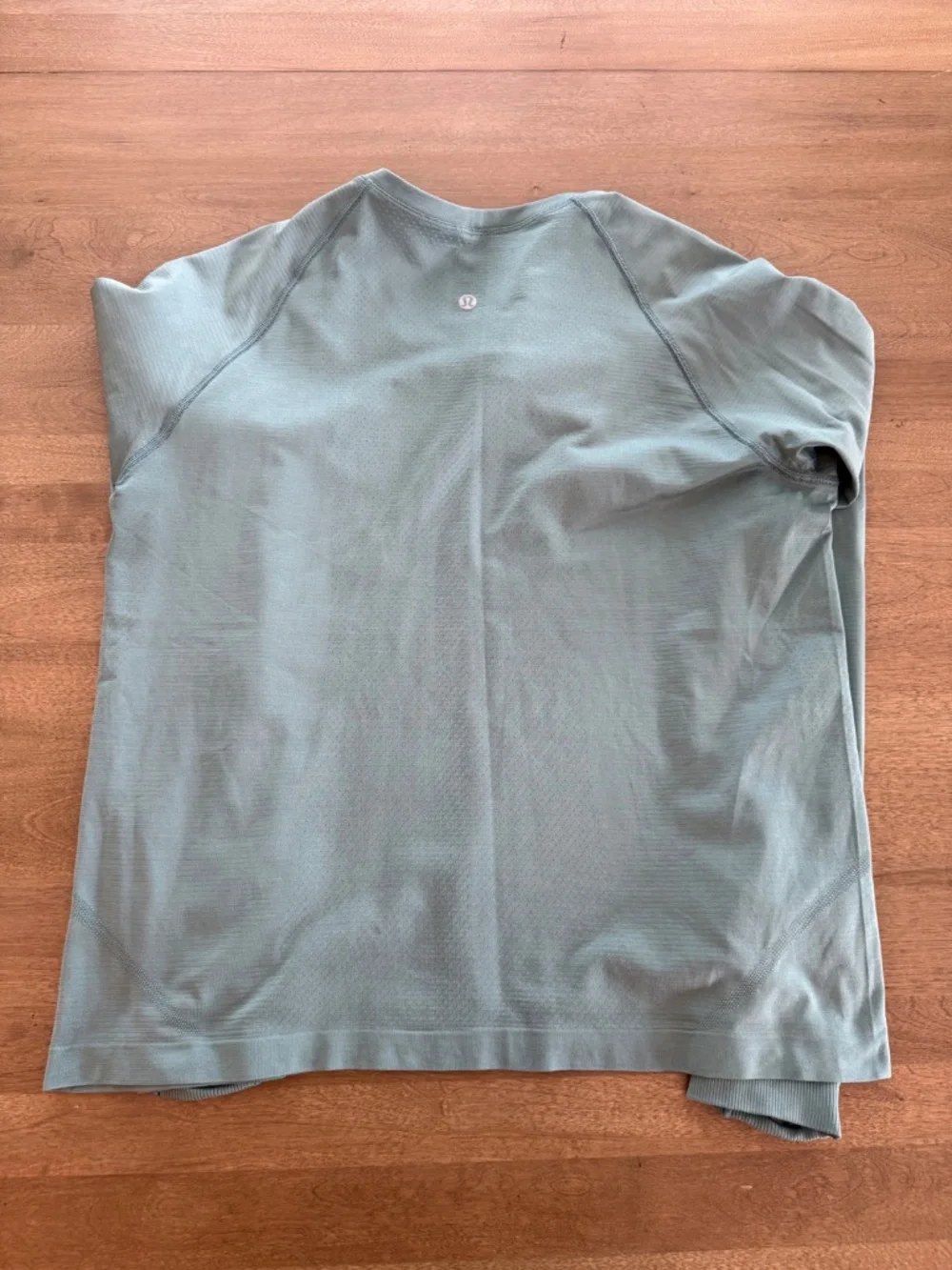 Lululemon Swiftly Tech Long-Sleeve Shirt 2.0 *Race Length*